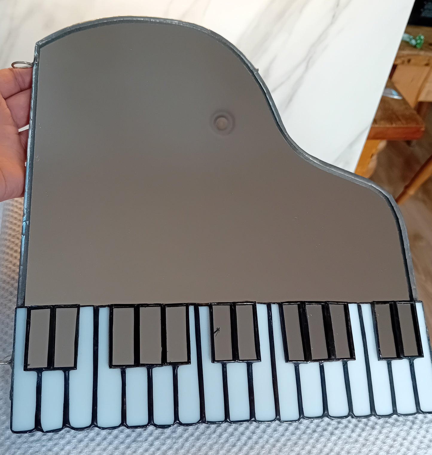 Grand piano mirror